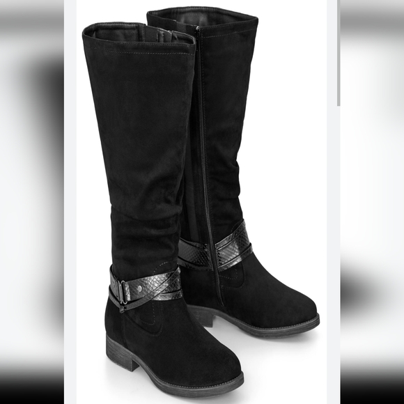 Evans Shoes - Black Heeled Boots